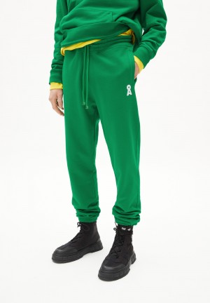 ARMEDANGELS AAIKE ICONIC CAPSULE Heavyweight Sweat Pants Regular Fit made of Organic Cotton Mix Vert | 1693548-PL