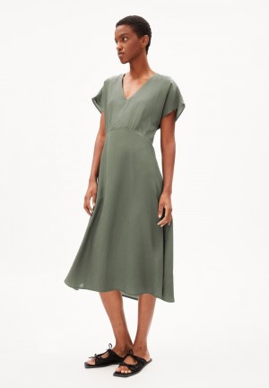 ARMEDANGELS AALBINE Woven Dress Regular Fit made of TENCEL™ Lyocell Mix Grise Vert | 3570169-GM