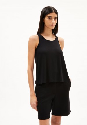 ARMEDANGELS ARELINAA Top Regular Fit made of LENZING™ ECOVERO™ Viscose Mix Noir | 5940721-AH
