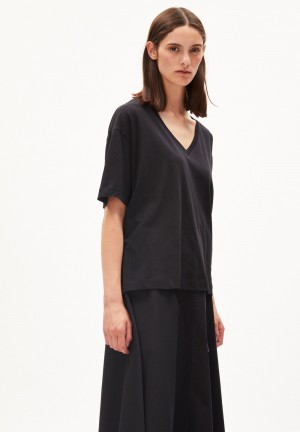 ARMEDANGELS DEMIKAA T-Shirt Oversized Fit made of Organic Cotton Noir | 0471639-PU