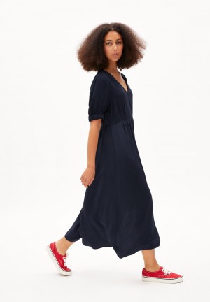 ARMEDANGELS DIALAA Woven Dress Regular Fit made of LENZING™ ECOVERO™ Viscose Night Sky | 2783519-XV