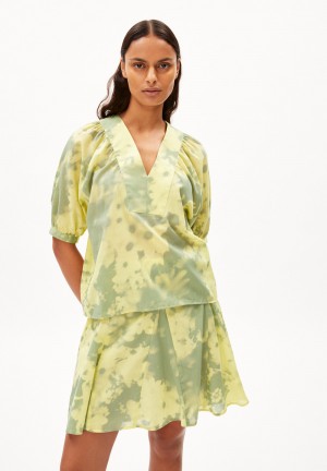 ARMEDANGELS ISILDAA BLOMMAA Blouse Loose Fit made of Organic Cotton Noir | 8261597-BZ