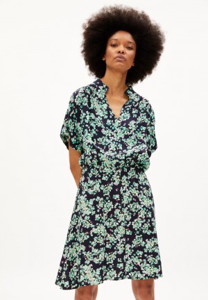 ARMEDANGELS JUARAA DITSY FLORAL Woven Dress Relaxed Fit made of LENZING™ ECOVERO™ Viscose Night Sky | 6728391-IT
