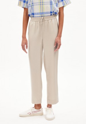 ARMEDANGELS KAADIA TAPERED Woven Pants made of TENCEL™ x REFIBRA™ Lyocell Sable | 7183925-DM