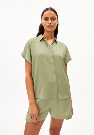 ARMEDANGELS LARISAANA Blouse Relaxed Fit made of LENZING™ ECOVERO™ Viscose Noir | 6145308-RW