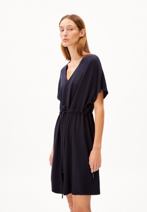 ARMEDANGELS MAAHALIA Woven Dress Relaxed Fit made of LENZING™ ECOVERO™ Viscose Night Sky | 6974512-NM