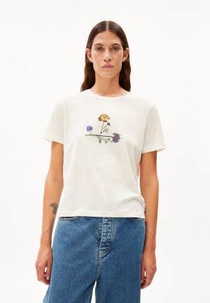 ARMEDANGELS MAARLA LITAA T-Shirt Relaxed Fit made of Organic Cotton Oatmilk | 7216084-YX