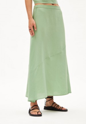 ARMEDANGELS MAGAALI Woven Skirt Regular Fit made of TENCEL™ Lyocell Vert | 6704519-VA