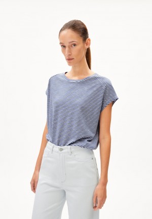 ARMEDANGELS ONELIAA LOVELY STRIPES T-Shirt Loose Fit made of Organic Cotton Faded Indigo-oatmilk | 1907562-GT