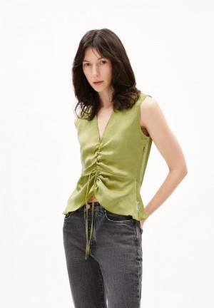 ARMEDANGELS SISLAA Top Regular Fit made of TENCEL™ Lyocell Mix New Moss | 6184329-YW