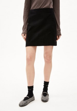ARMEDANGELS ZAILAA CORDUROY Woven Skirt Regular Fit made of Organic Cotton Mix Noir | 6374125-AH